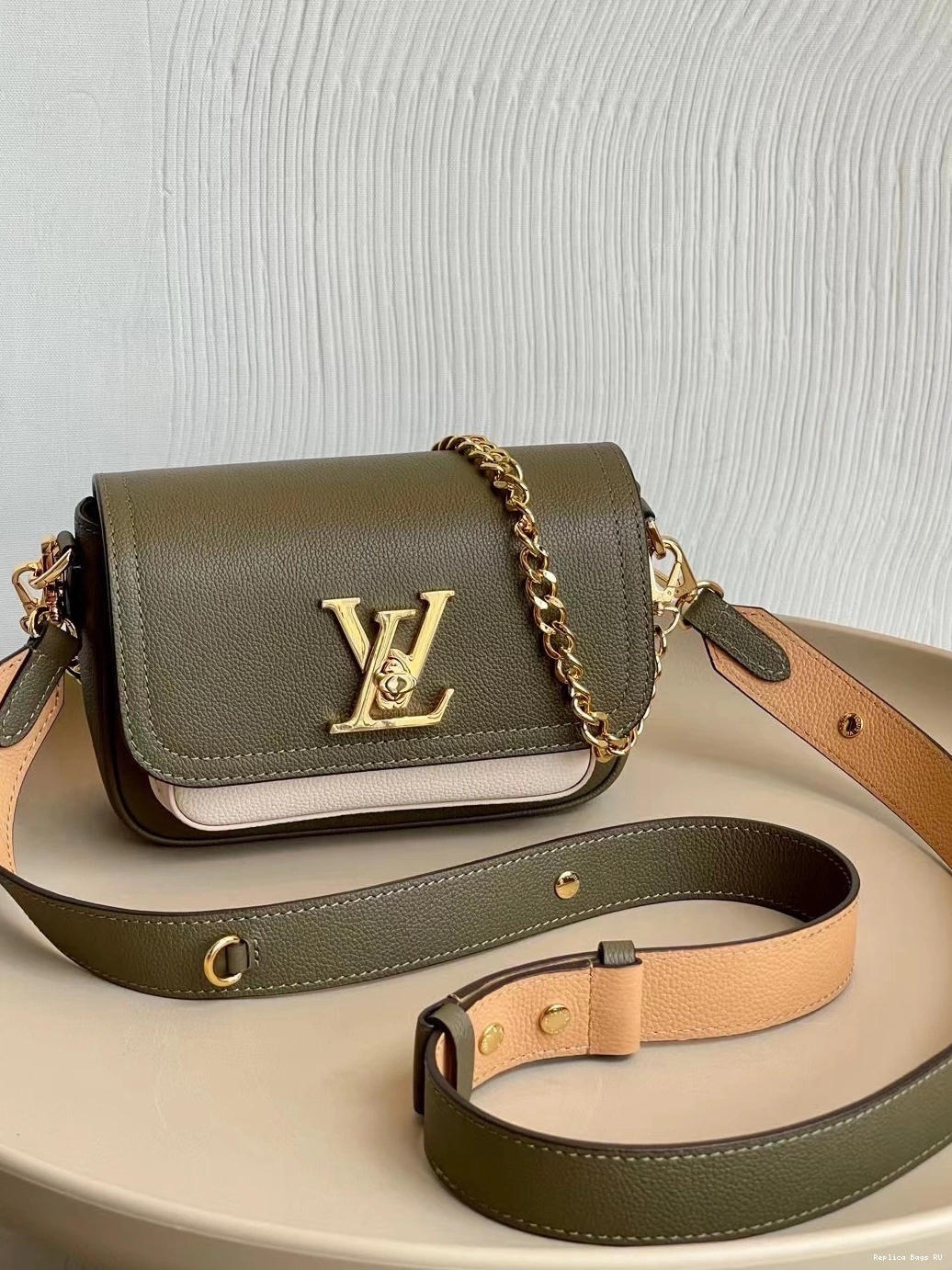 Affordable LOCKME TENDER LOUIS VUITTON 0729